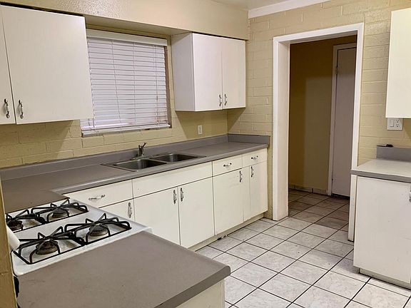 3rd image of 16001 N Sunny Ln