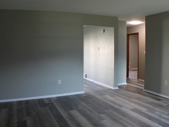 4th image of 2902 31st St APT 6