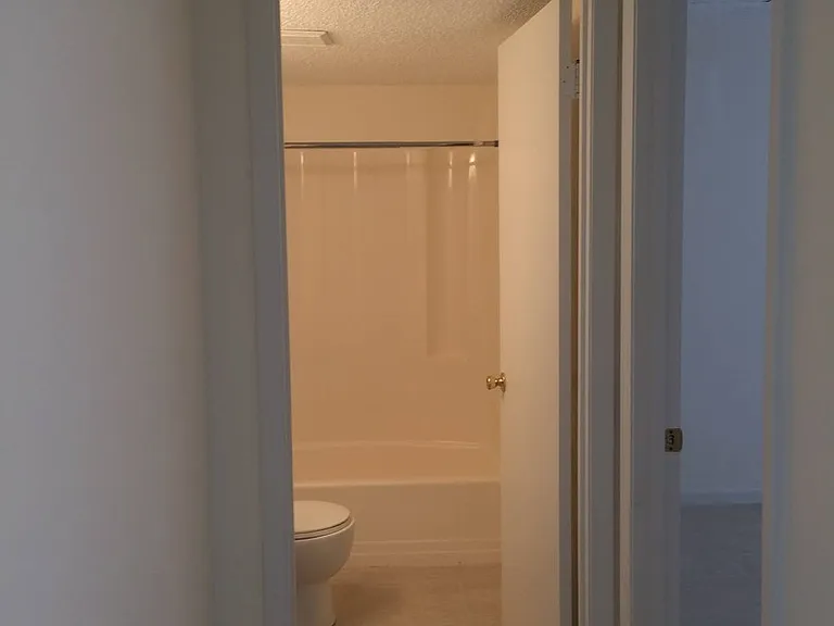 605 Ixoria Ave #20 — Photo 10