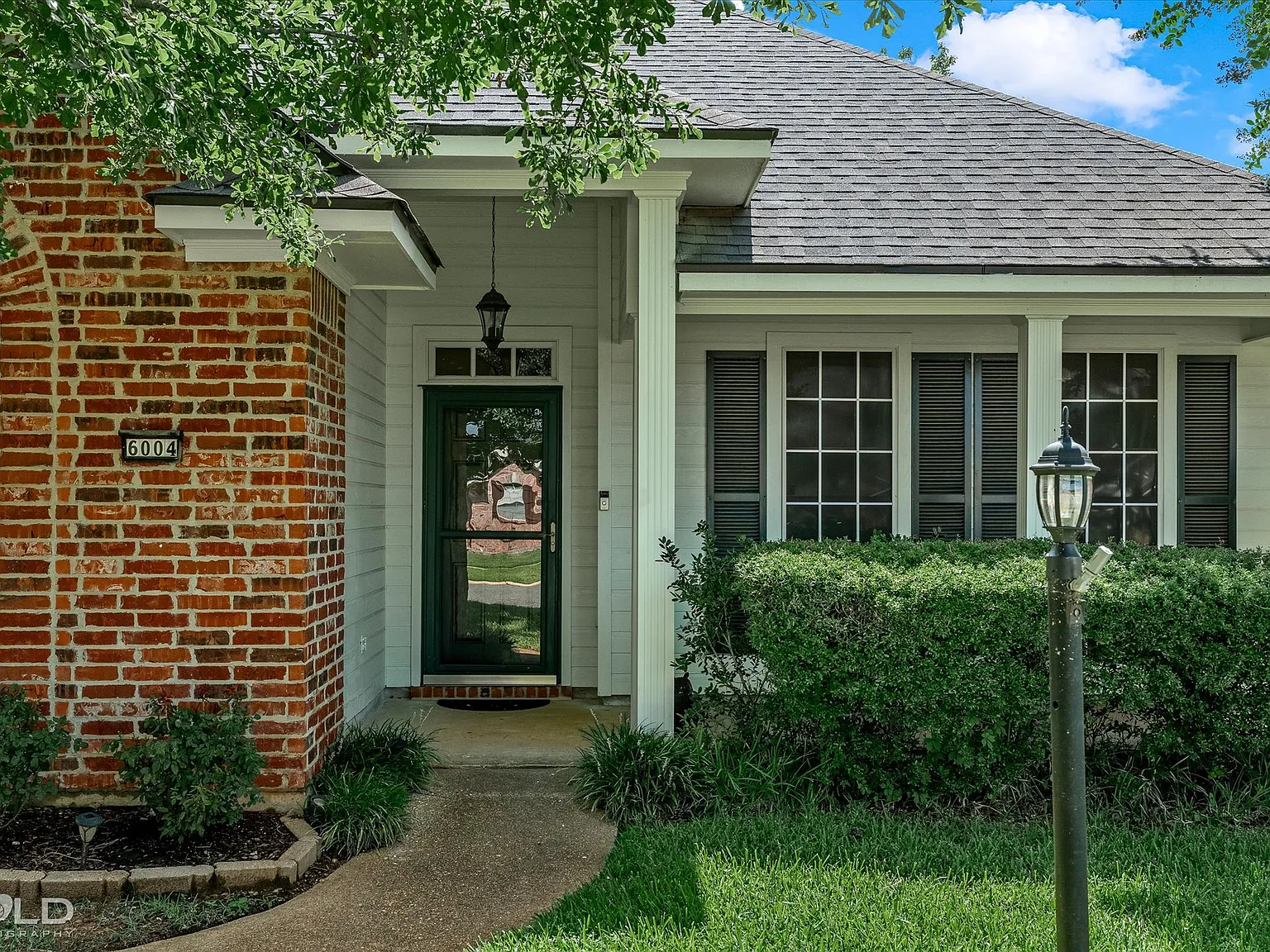 3 bed, 1646 sqft, $2,000 — Photo 2