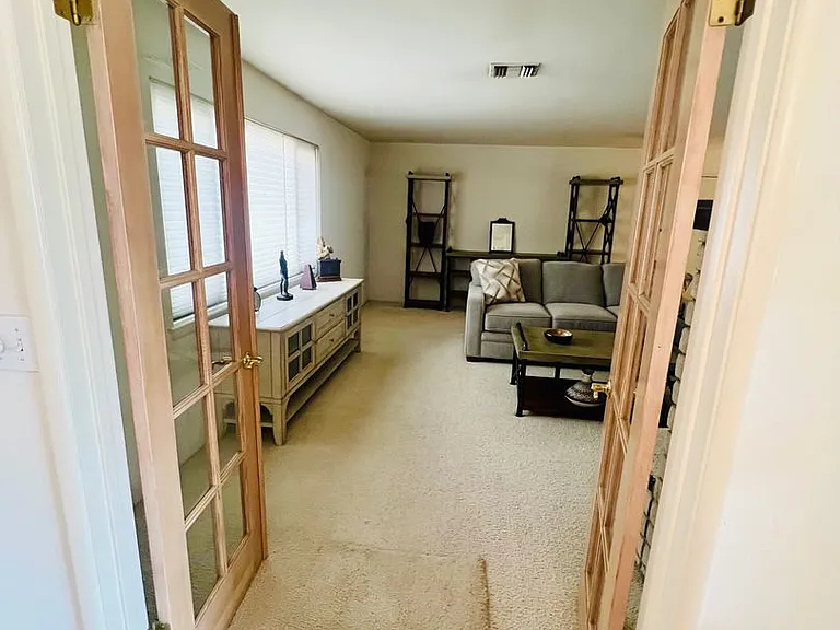 18332 Orange St — Photo 26