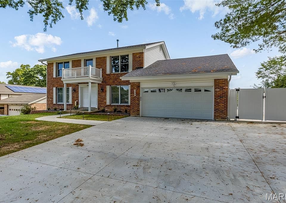 1st image of 148 Spring Oaks Dr