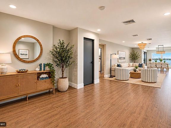 3rd image of 303 N BATH CLUB BOULEVARD N