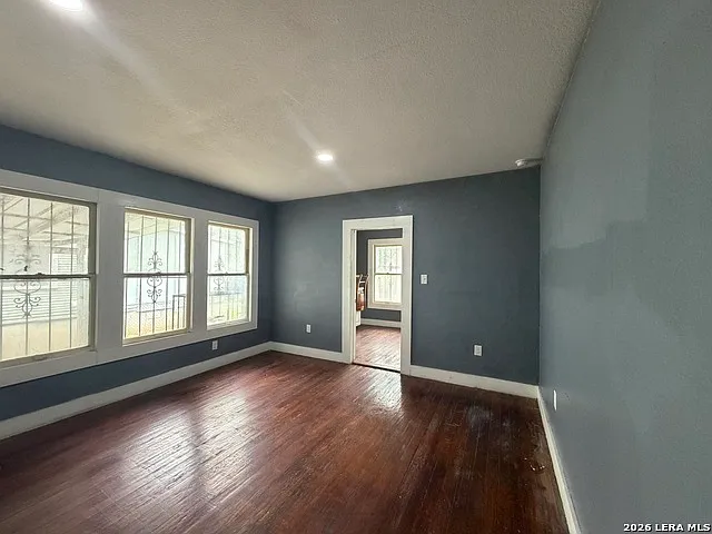 116 Hot Wells Blvd #3 — Photo 7