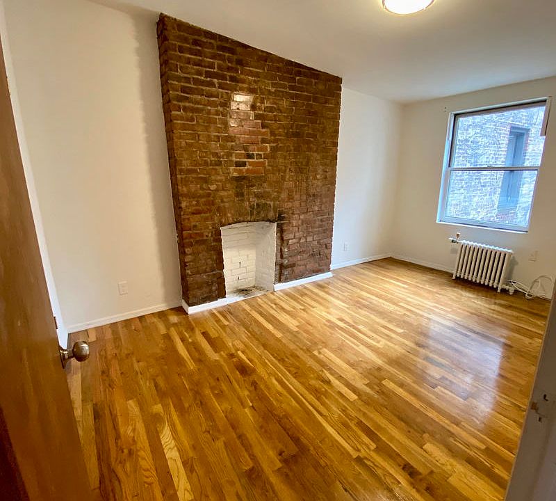 1st image of 79 Greenwich Ave