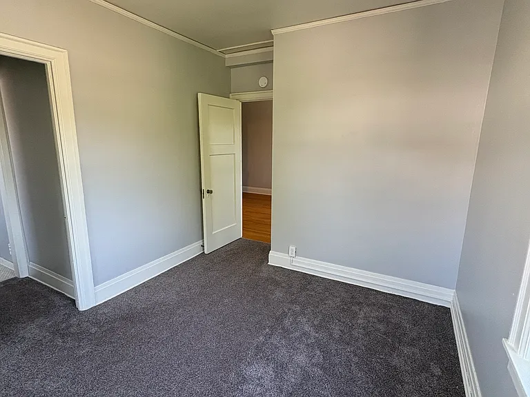 520 S 31st St #6 — Photo 4