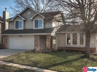 15387 Hamilton St, Omaha, NE 68154