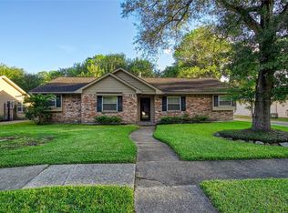 12411 Wedgehill Ln, Houston, TX 77077