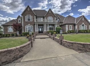 755 E Lowry Rd, Claremore, OK 74017