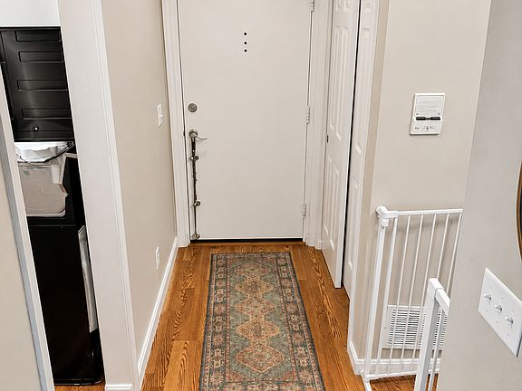 3rd image of 9670 Bunker Hill Ln #77