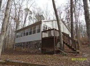 36 Chateau Dr, Lavonia, GA 30553