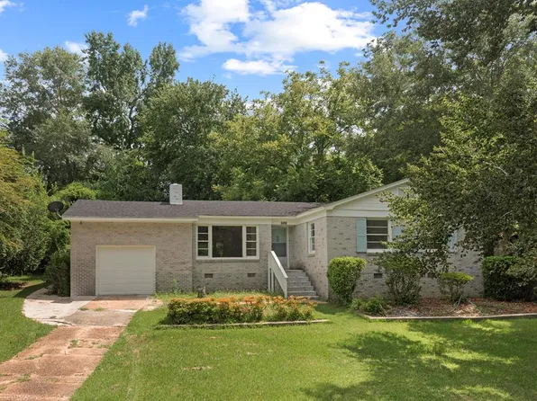 1515 Oak Dr, Dothan, AL 36303