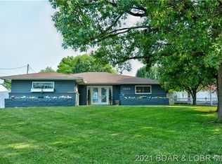 1023 Passover Rd, Osage Beach, MO 65065
