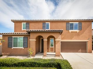 16736 Golden Bluff Loop, Riverside, CA 92503