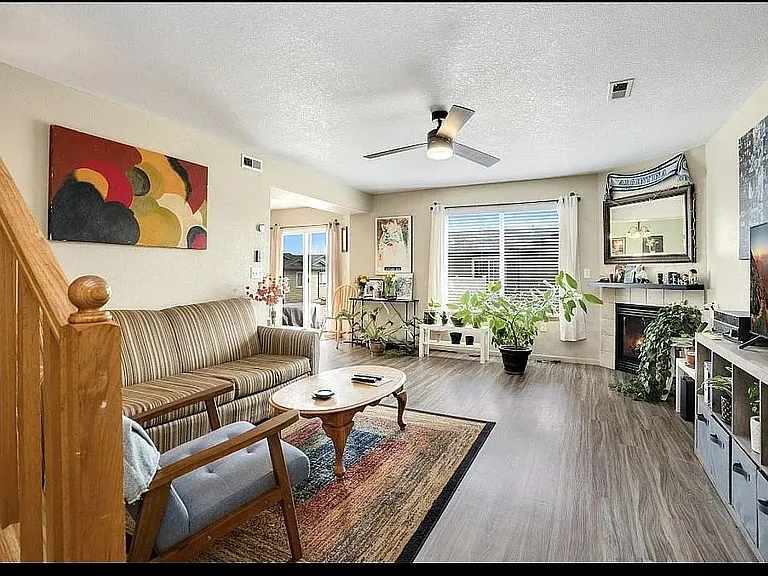 850 S Overland Trl #18 — Photo 2