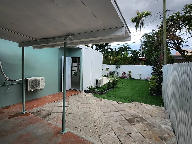 4100 NW 5th St #2 — Photo 2