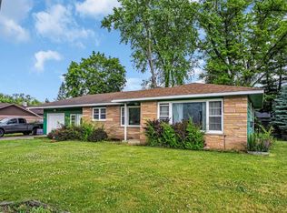 9017 360th Ave, Twin Lakes, WI 53181