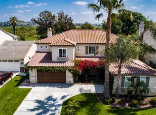 8072 River Bluffs Ln, Corona, CA 92880