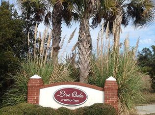 1626 Deanne Dr, Beaufort, SC 29902