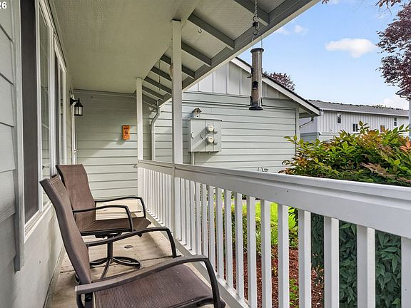3rd image of 2431 SE 62nd Ln