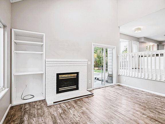 5th image of 10015 W 81st Cir
