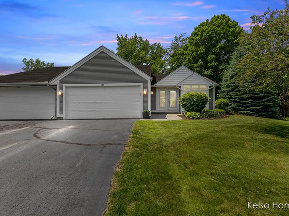 766 Clarewood Ct, Holland, MI 49423