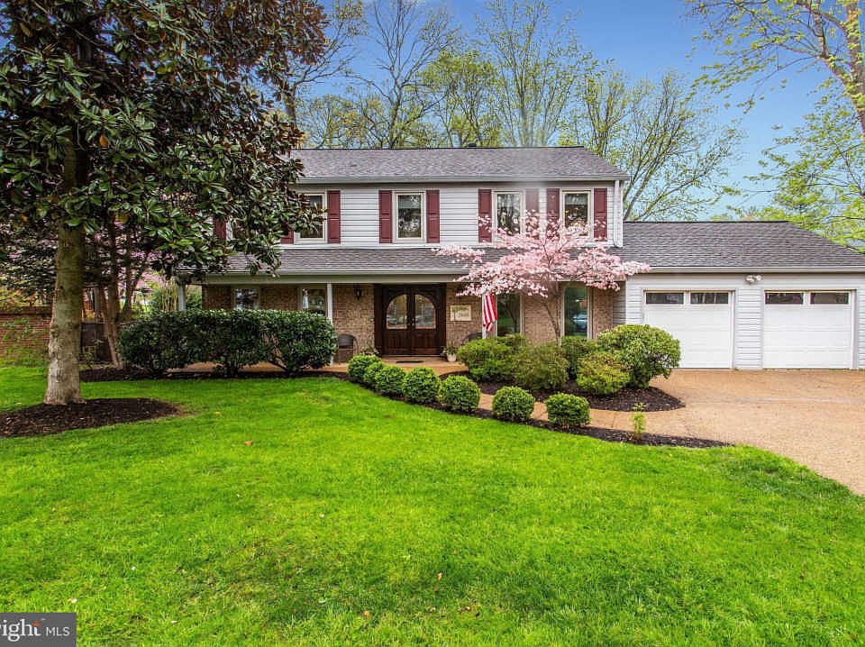 1st image of 2600 Lemontree Ln