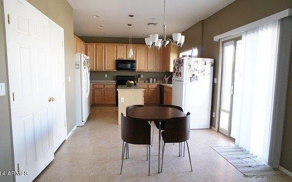 5th image of 112 W Desert Vista Trl