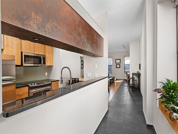 4th image of 4496 Maryland Ave APT 3D
