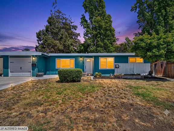 3rd image of 155 Los Altos Place