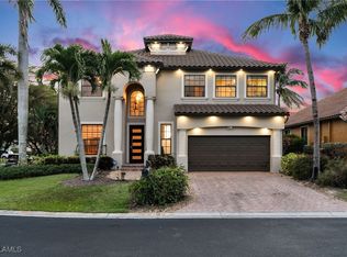 8945 Tropical Ct, Fort Myers, FL 33908