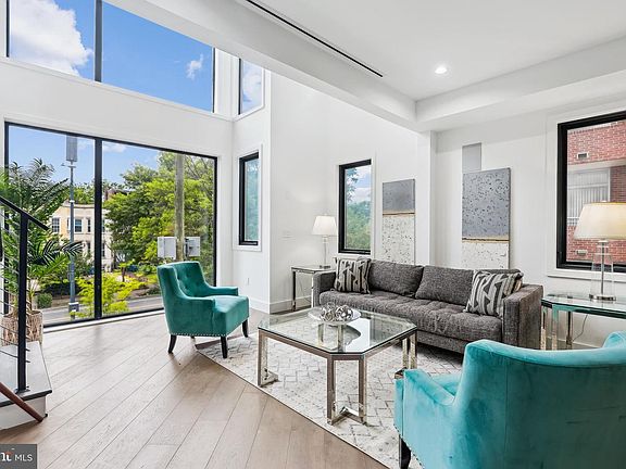 2nd image of 306 K St NE #2