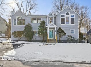 286 Carentan Rd, Hopatcong Boro, NJ 07843