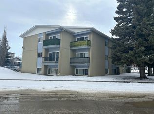 5011 39th St, Red Deer, AB T4N0Z6