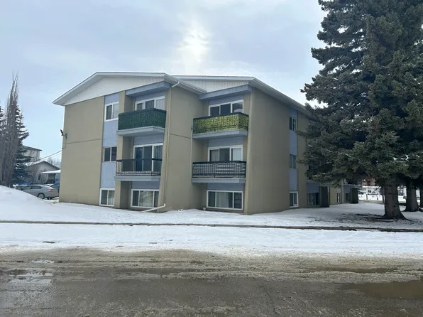 5011 39th St, Red Deer, AB T4N 0Z6