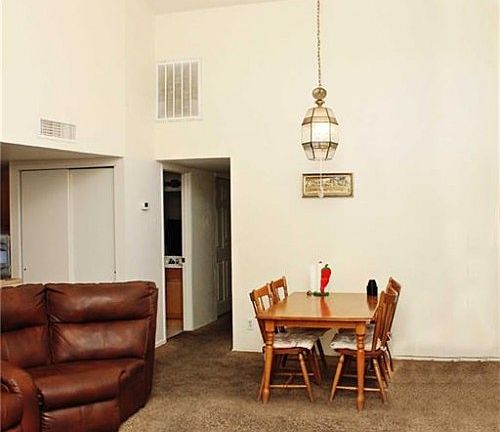 5th image of 10921 Highwood Way #A