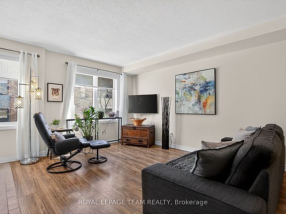 4th image of 130 A Lindenshade Dr