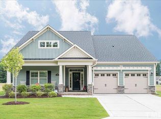 645 Long Lake Dr, Fuquay Varina, NC 27526