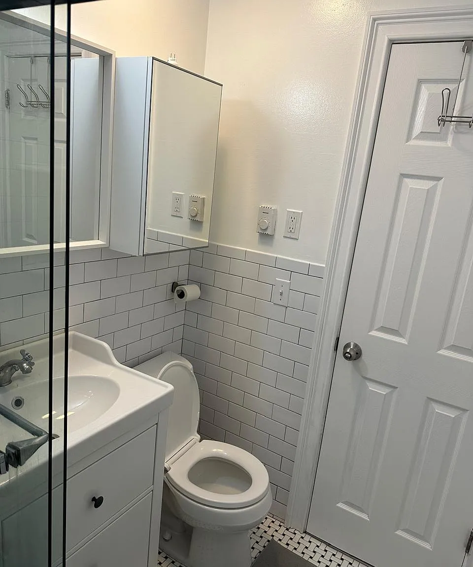 2 bed, 1.5 bath, 1045 sqft, $2,650 — Photo 4