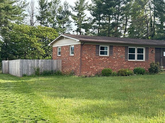 2nd image of 21 Riverside Dr