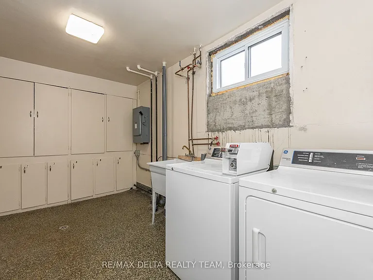 416 Dovercourt Ave #1 — Photo 11