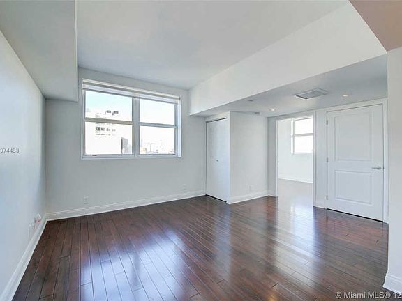 5th image of 111 E Flagler St APT 1109