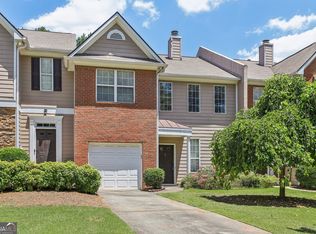 66 Oak Green Dr, Lawrenceville, GA 30044