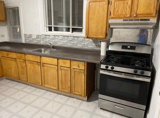 4831 Greenleaf St UNIT 2, Skokie, IL 60077