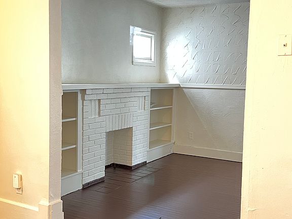5th image of 44 Federal Ave