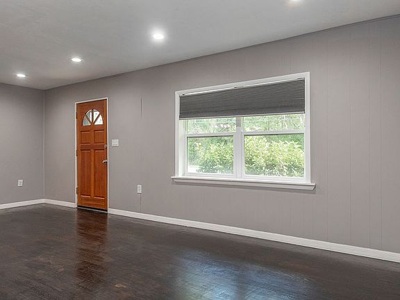 4th image of 1404 N Garfield Ave
