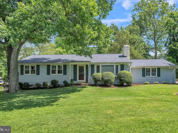 1406 Taylor Rd, Lansdale, PA 19446