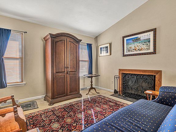 4th image of 2633 Bluefield Blvd SW