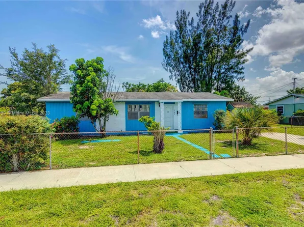 3100 NW 205th Ter, Miami Gardens, FL 33056