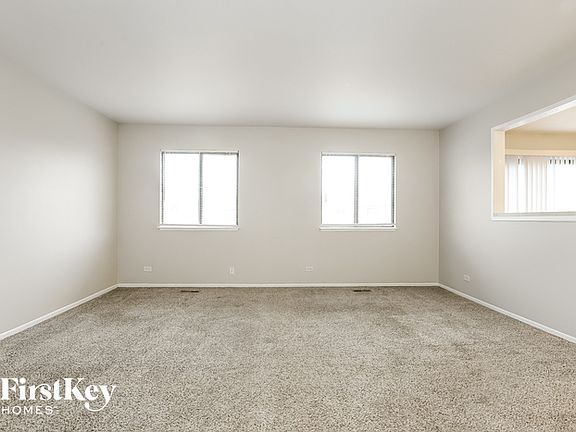 2nd image of 282 N Janes Ave